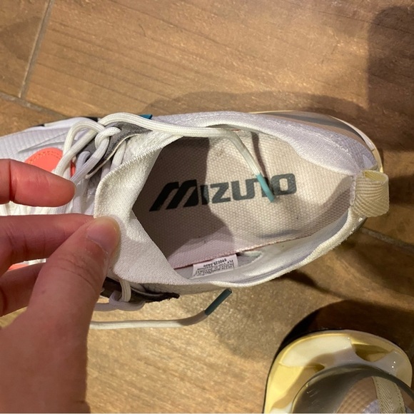 Mizuno Wave Prophecy beta women’s sneakers
Size 10.5 - Picture 7 of 7